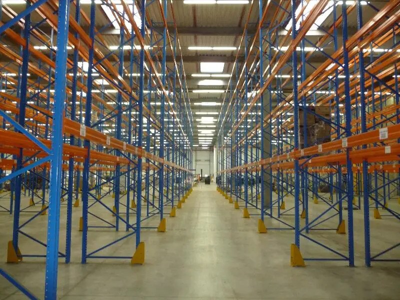 Industriel dans Le Plessis-Pâté à louer Photo du bâtiment- Image 1 de 2