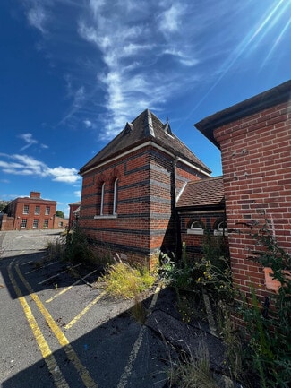 More details for Royal Halsar, Gosport - Specialty for Sale