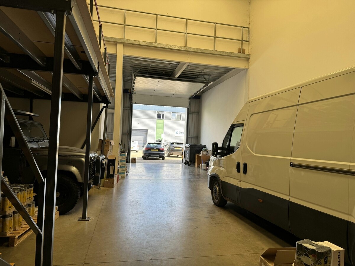 Whiteleaf Rd, Hemel Hempstead, HRT HP3 9HD - Unité 10 -  - Photo intérieure - Image 1 of 3