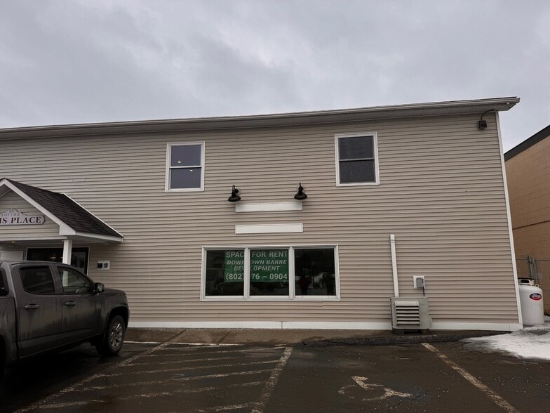 15 Cottage St, Barre City, VT for lease - Building Photo - Image 2 of 5