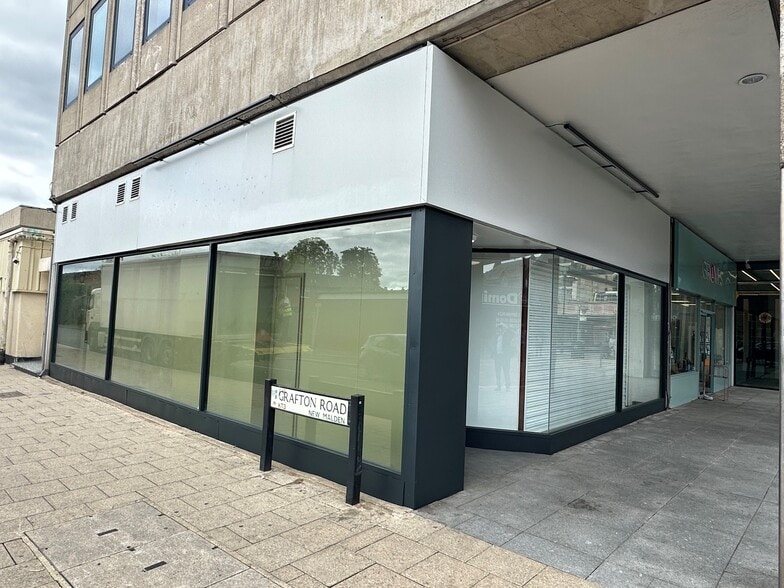 1-13 High St, New Malden for lease - Building Photo - Image 2 of 5