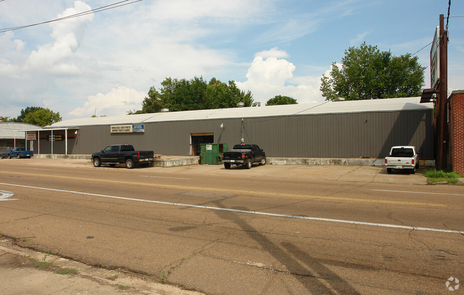 950 S Gallatin St, Jackson, MS à louer - Photo du bâtiment - Image 2 de 24