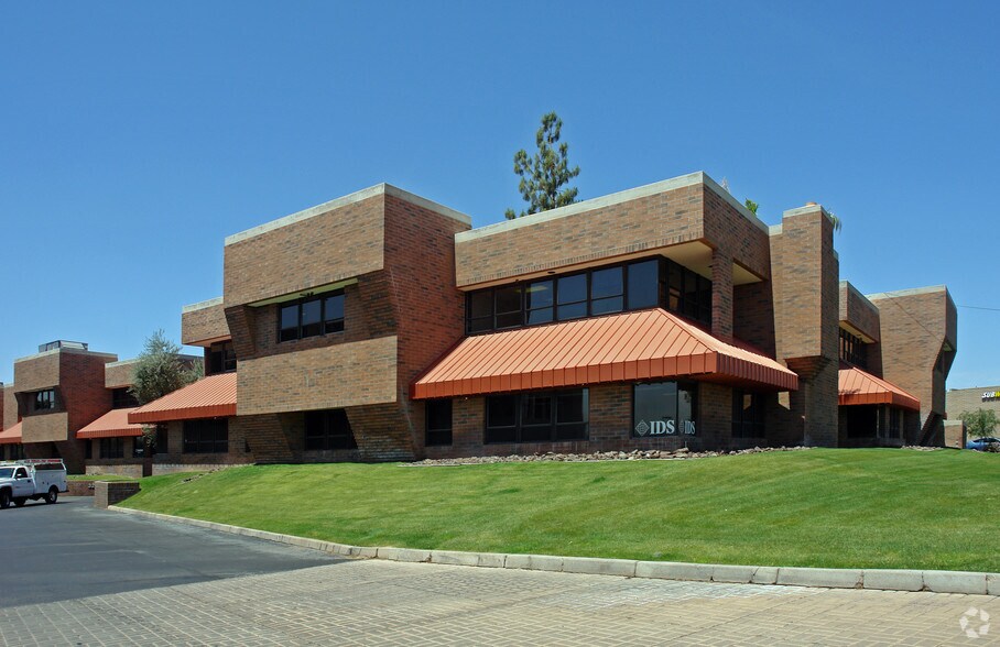 3260 N Hayden Rd, Scottsdale, AZ à louer - Photo du bâtiment - Image 2 de 3