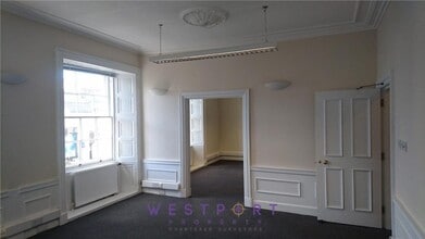 9 South Tay St, Dundee for lease Interior Photo- Image 1 of 5
