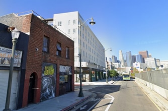 700-706 E 1st St, Los Angeles, CA à louer Photo intérieure- Image 1 de 34