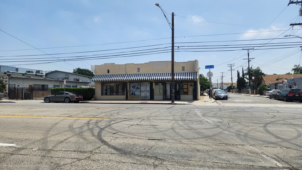 6526 Holmes Ave, Los Angeles, CA à vendre - Photo du bâtiment - Image 2 de 5