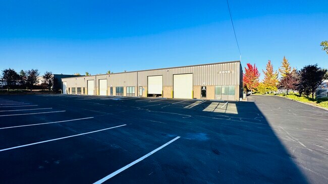 Plus de détails pour 2615 SE 39th Loop, Hillsboro, OR - Industriel à louer