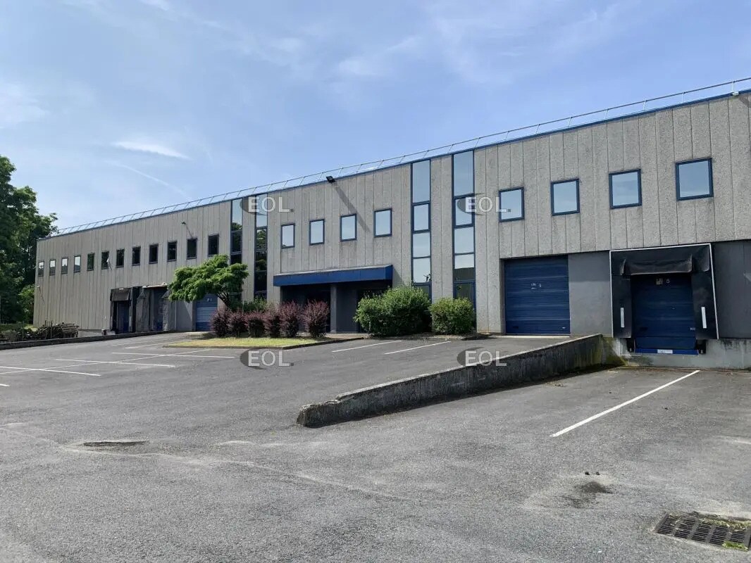 Industrial in Herblay-sur-Seine for lease Building Photo- Image 1 of 6