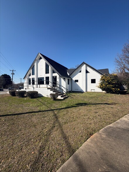 1335 Drayton Rd, Spartanburg, SC à louer - Photo principale - Image 1 de 10