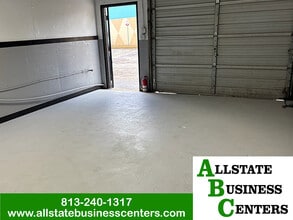 104 W Seneca Ave, Tampa, FL for lease Interior Photo- Image 2 of 6