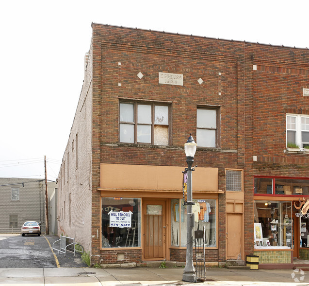 308 E Grand River Ave, Lansing, MI for sale - Primary Photo - Image 1 of 1