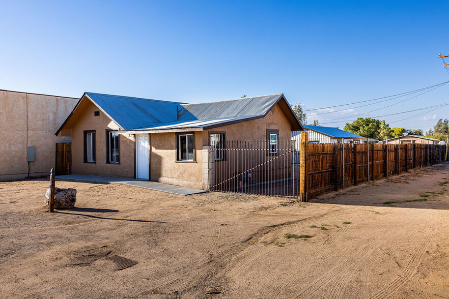 6618 Inyokern Rd, Inyokern, CA for sale - Building Photo - Image 2 of 20