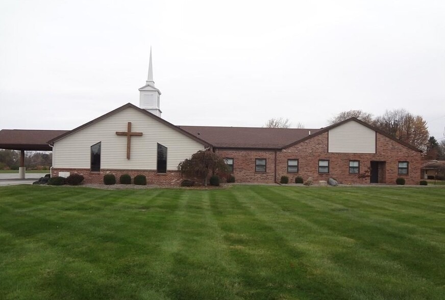 854 S Shoop Ave, Wauseon, OH for sale - Primary Photo - Image 1 of 1