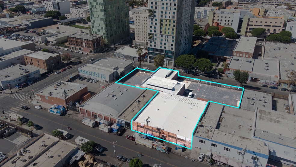 540-564 S Crocker st, Los Angeles, CA for sale - Building Photo - Image 2 of 24