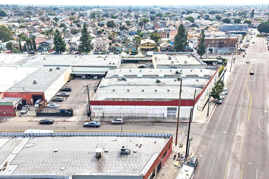 3900-3912 S Broadway Pl, Los Angeles, CA à vendre - Photo du bâtiment - Image 3 de 23
