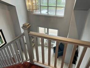 141 Waterman Ave, Mount Dora, FL for lease Interior Photo- Image 2 of 32