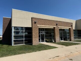 Plus de détails pour 2665 SE Oak Tree Ct, Ankeny, IA - Bureau à louer