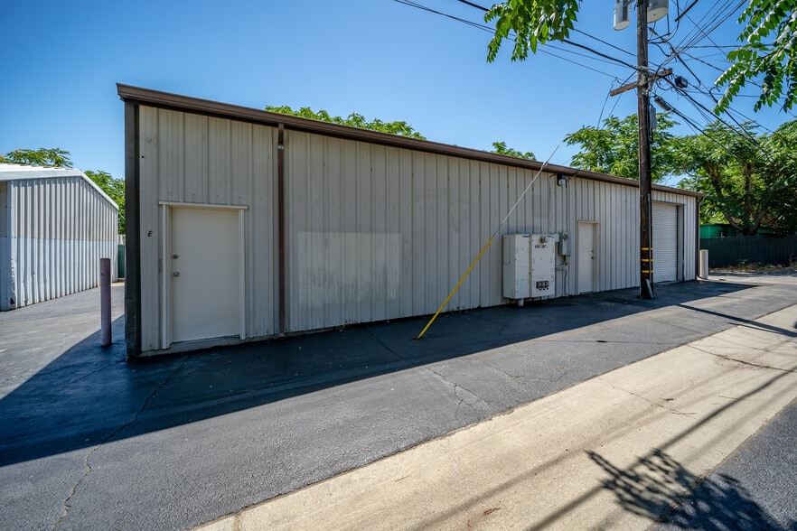 604 30th St, Paso Robles, CA à louer - Photo du bâtiment - Image 3 de 18