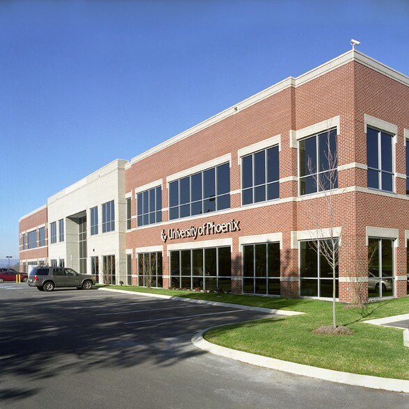 1208 Pointe Centre Dr, Chattanooga, TN à louer - Photo du bâtiment - Image 3 de 14