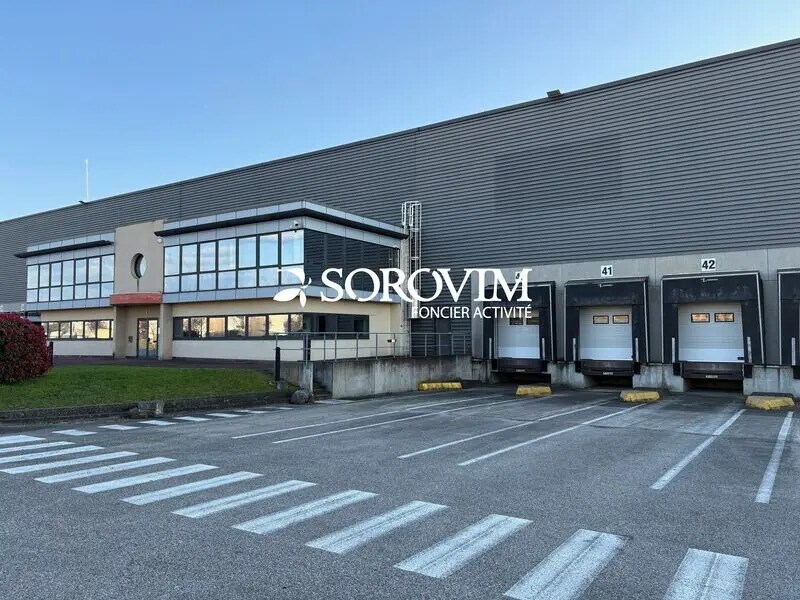 Office in Genas for lease Building Photo- Image 1 of 9