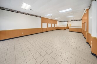 61101-61125 Airport Rd, Slidell, LA for lease Interior Photo- Image 2 of 15
