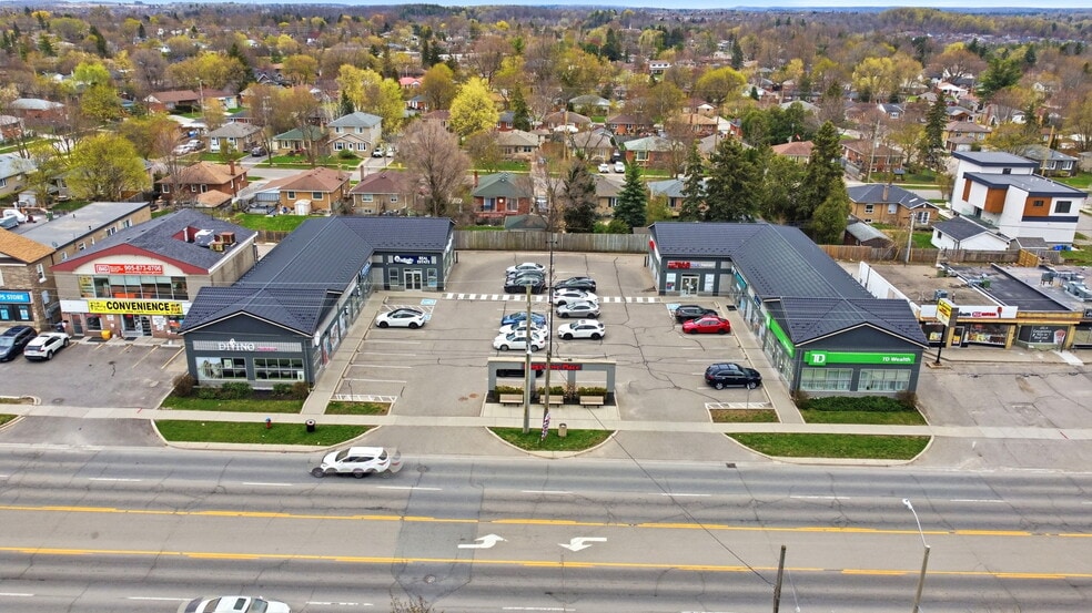 156 & 158 Guelph St portefeuille de 2 propriétés à vendre sur LoopNet.ca - Photo du bâtiment - Image 1 de 17