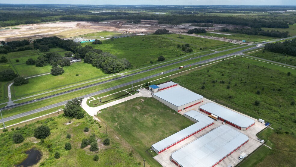 SR-52, San Antonio, FL à louer - Photo du bâtiment - Image 3 de 8
