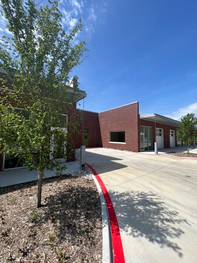 More details for 4480 Alpha Rd, Dallas, TX - Flex for Lease
