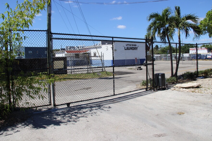 72 NW 79th St, Miami, FL for sale - Building Photo - Image 3 of 11