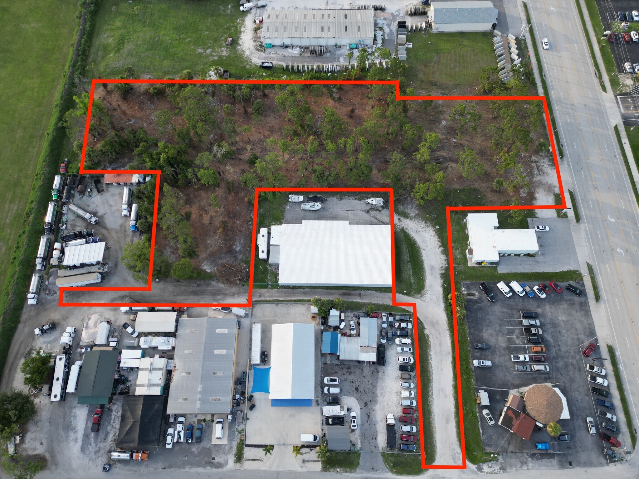 360 N Indiana Ave, Englewood, FL à vendre Photo du bâtiment- Image 1 de 1