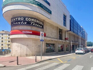 Plus de détails pour Commerce de détail à vendre