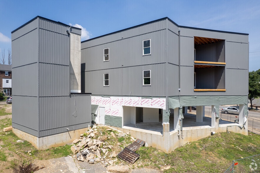 1100 Chester Ave, Lansdowne, PA for lease - Primary Photo - Image 1 of 4