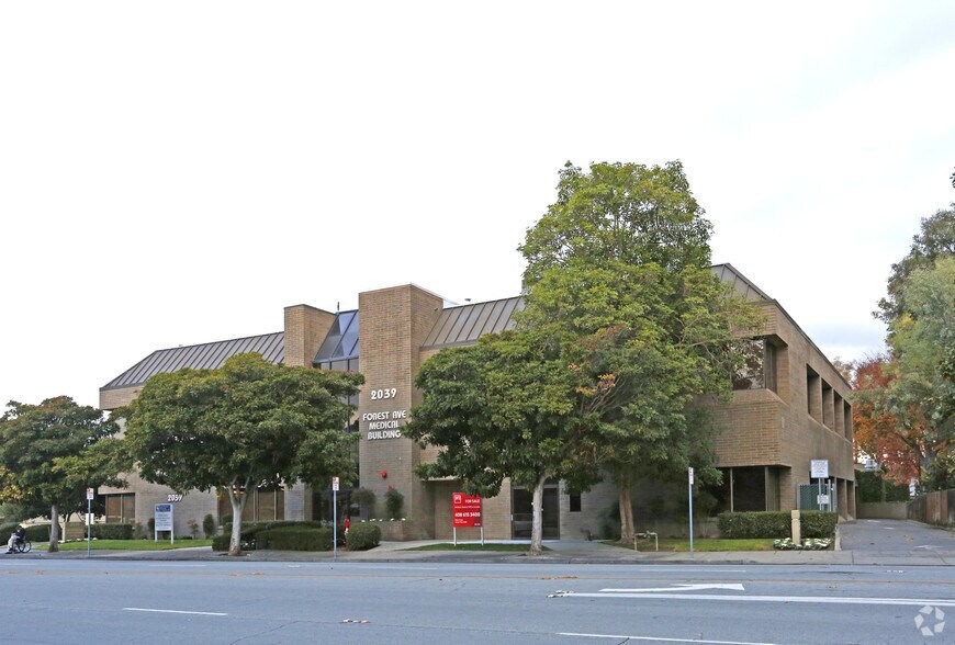 2039 Forest Ave, San Jose, CA à louer - Photo du bâtiment - Image 3 de 48
