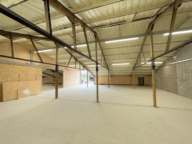 4-4F Billingshurst Rd, Coolham for lease - Building Photo - Image 2 of 8