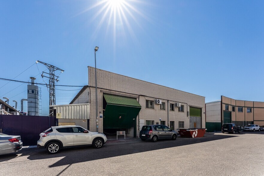 Calle Álamo, 41, Humanes de Madrid, Madrid for lease - Building Photo - Image 3 of 3