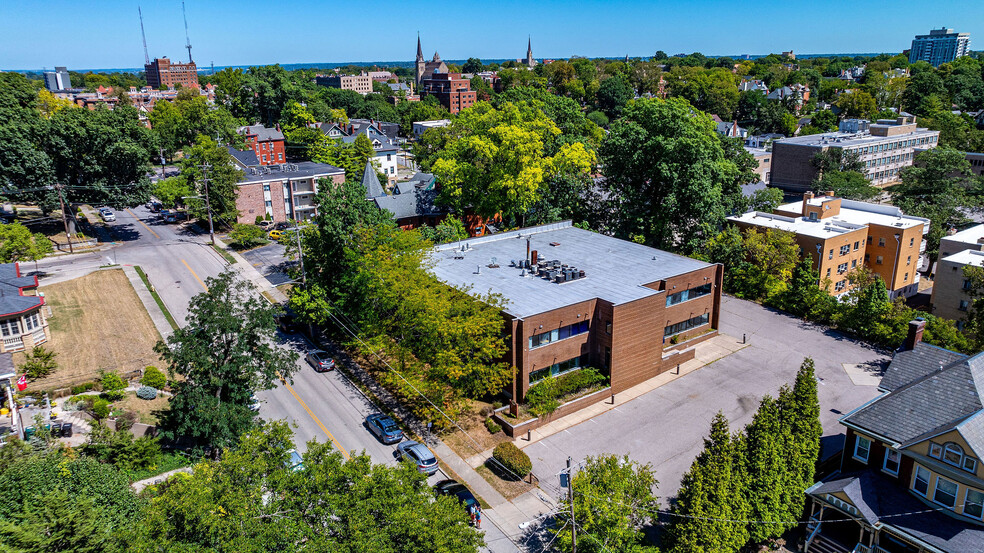 2230 Park Ave, Cincinnati, OH for lease - Building Photo - Image 3 of 8