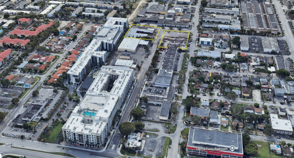 4385 SW 70th Ct, Miami, FL for sale - Building Photo - Image 3 of 4