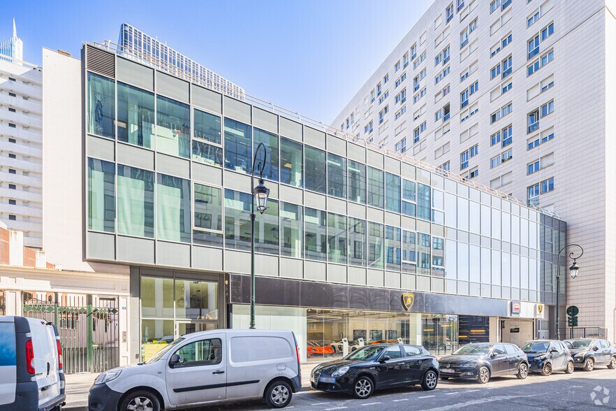 2 Bis Rue Bellini, Puteaux à louer - Photo du bâtiment - Image 3 de 3