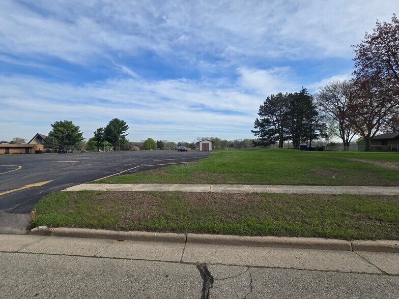 Lt 1 Edgewood Dr., Burlington, WI for sale - Other - Image 2 of 5