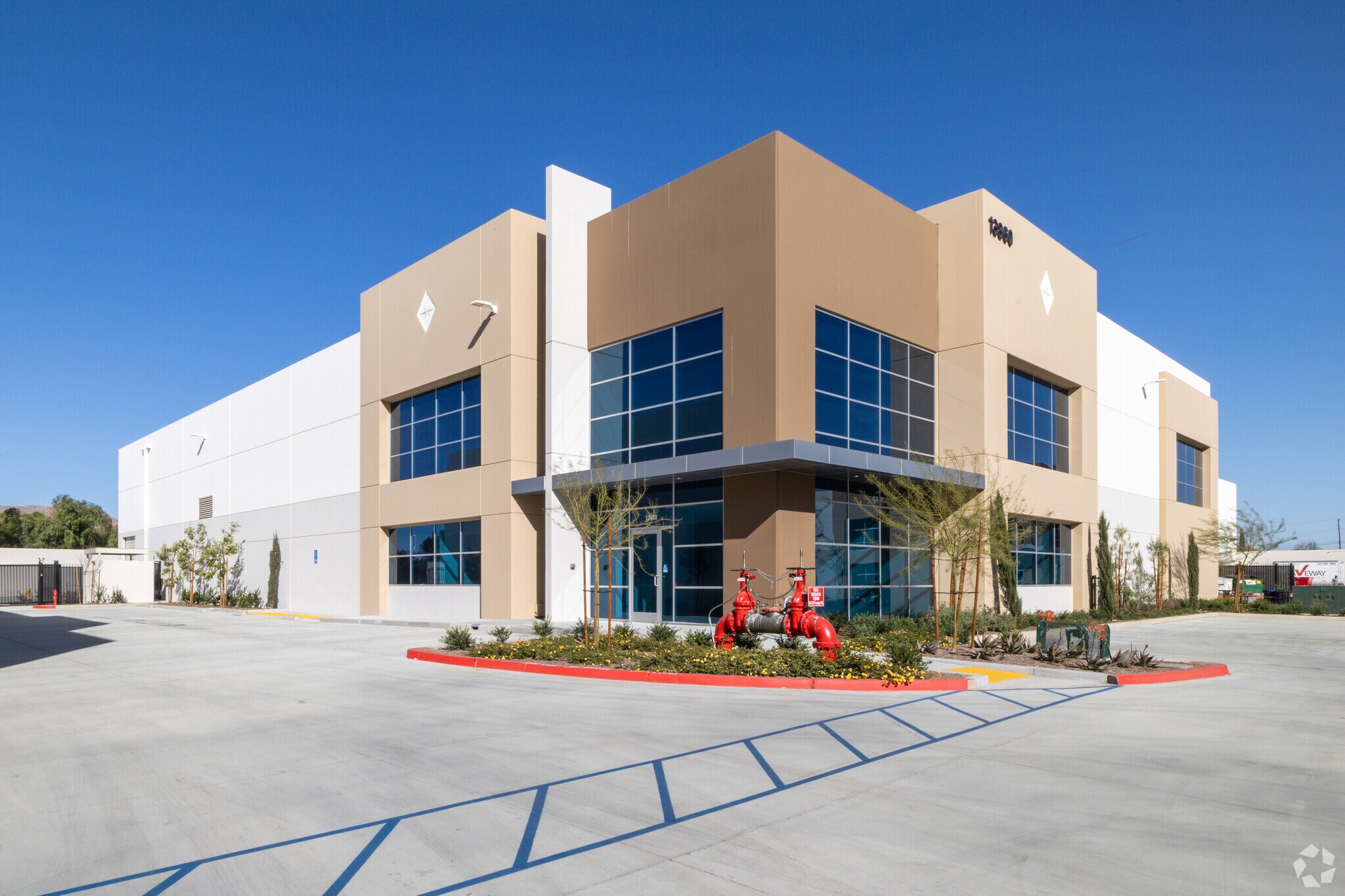 13860 Old 215 Frontage Rd, Moreno Valley, CA for sale Primary Photo- Image 1 of 7