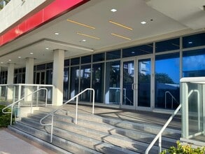 777 N Ocean Dr, Hollywood, FL for lease Building Photo- Image 2 of 9