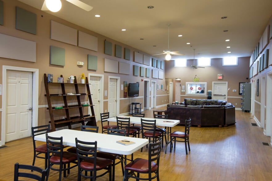 3107 Cincinnati Rd, Georgetown, KY for sale - Interior Photo - Image 2 of 5