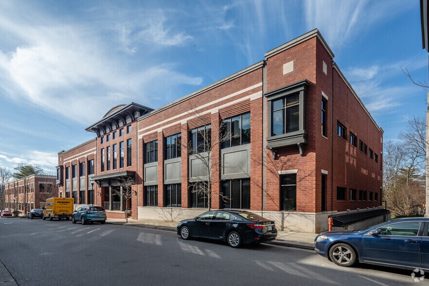 3811 Bedford Ave, Nashville, TN à vendre - Photo du bâtiment - Image 3 de 9