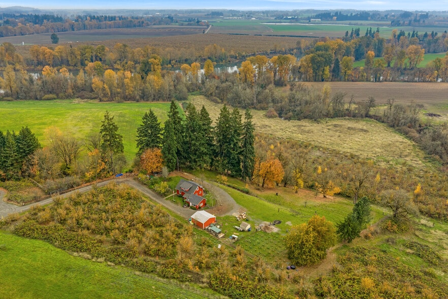 1824 NE Waterfront St, Newberg, OR for sale - Aerial - Image 2 of 33