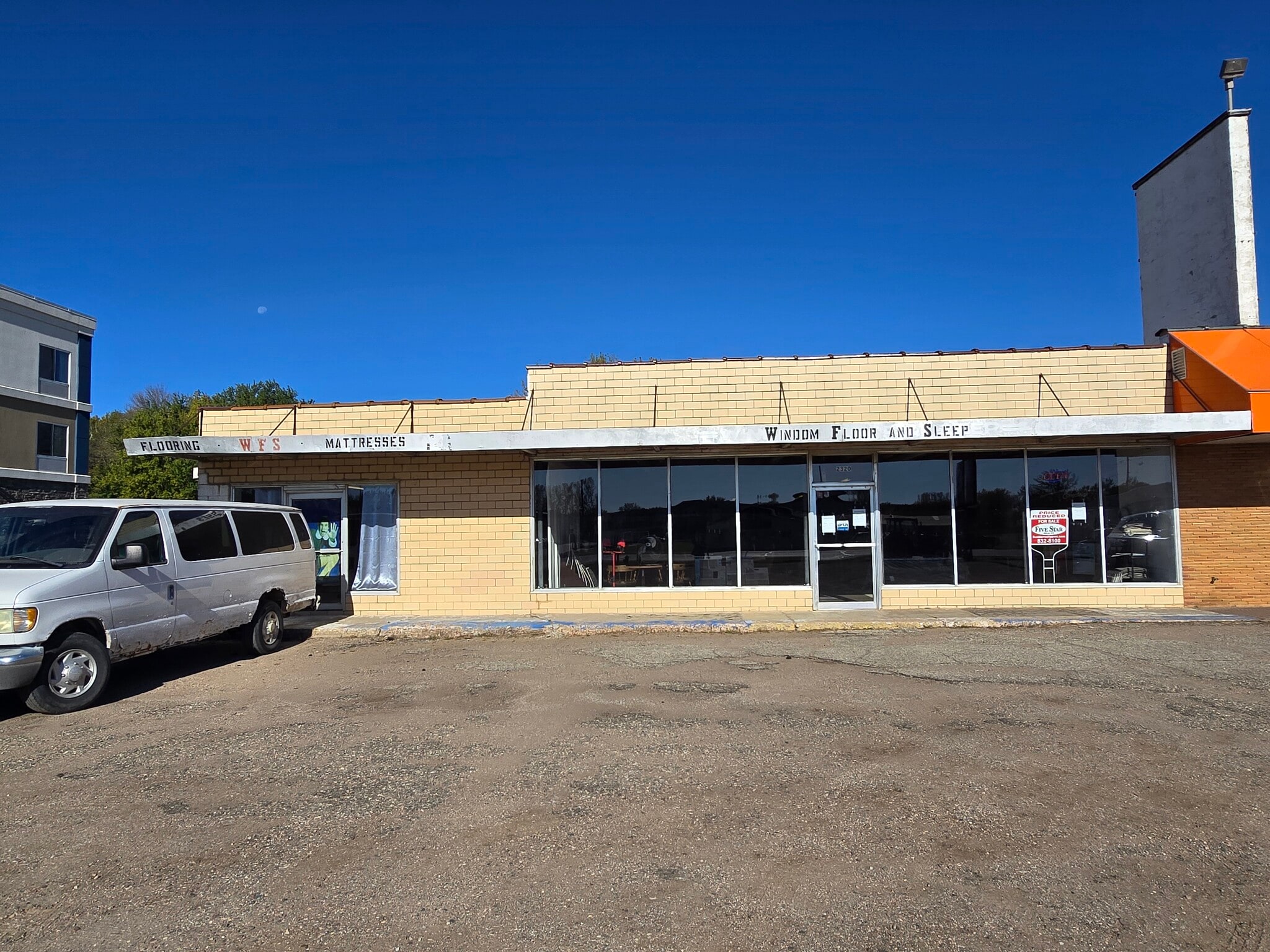 2320 MN-60 Hwy, Windom, MN for sale Primary Photo- Image 1 of 12