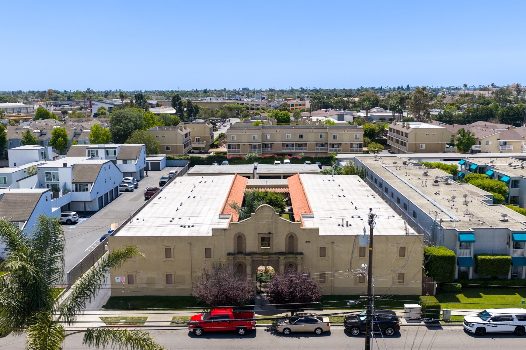 291-293 Avocado St, Costa Mesa, CA for sale Primary Photo- Image 1 of 22