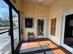 402 Old Trolley Rd, Summerville, SC à louer Photo intérieure- Image 2 de 12