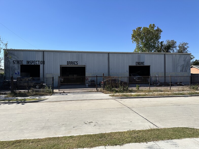 110 W Little York Rd, Houston, TX for sale - Building Photo - Image 2 of 14