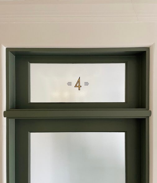 4859-4851 Fountain Ave, Los Angeles, CA for lease - Lobby - Image 3 of 22