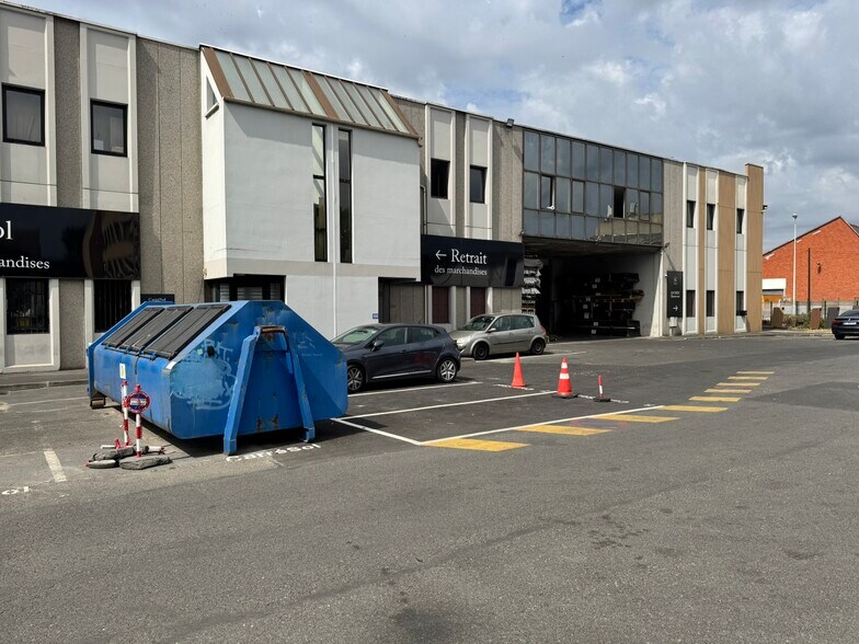 Boulevard Galliéni, Gennevilliers à louer - Photo du bâtiment - Image 2 de 4